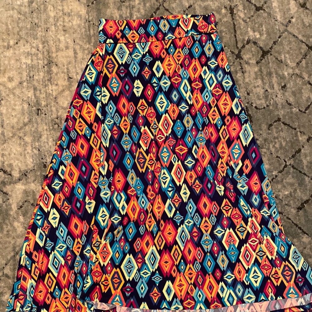 Lularoe maxi skirt size medium